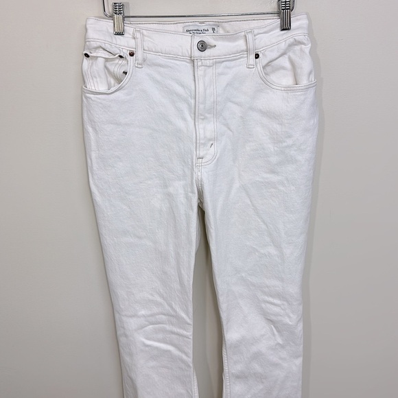 Abercrombie and Fitch The 70's Vintage Flare Ultra High Rise Curve Love White 6L - Picture 5 of 8